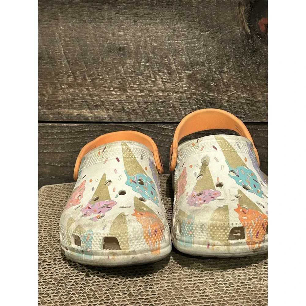 CROCS Ice Cream Print Size J1 Sprinkles‎ with PVC Shoe Charms Gently Worn